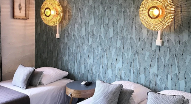 Трёхместный номер Comfort Contact Hôtel Le Provence