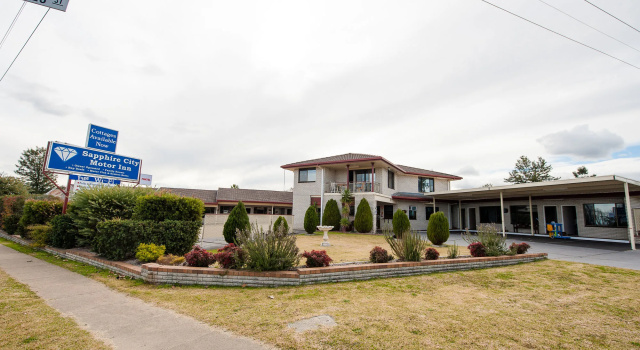 Sapphire City Motor Inn, Rezervasyon Mini-otel Inverell New England NSW