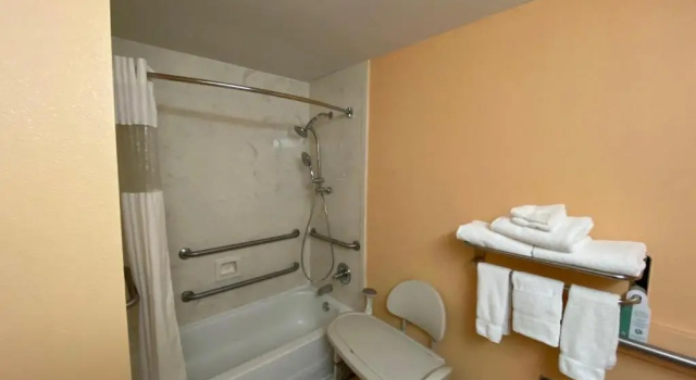 Standard Vierer Zimmer Super 8 by Wyndham Hull Street Midlothian Richmond Area