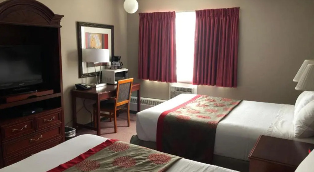 Четырёхместный номер Standard South Hill Lodge