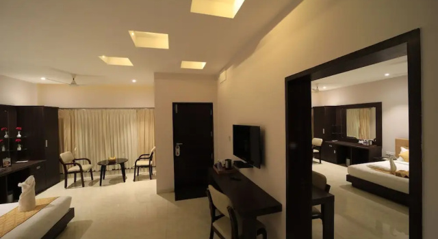 Полулюкс Grand Signature Hotel & spa