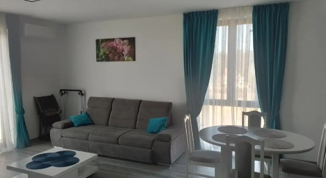 Apartament 2 camere Lucian, Забронировать Апартаменты/квартира Отели Бэйле-Феликса с парковкой, Парковка