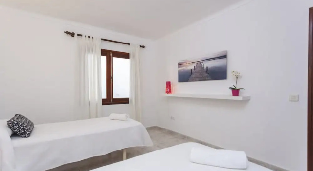 YourHouse Casa Suiza, Забронировать Отель Отели Кан-Пикафорт 3 звезды, рядом с Es Comú, 3*