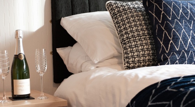 Ideal Lodgings in Whitefield, Забронировать Отель Отели Западного Йоркшира 3 звезды, 3*