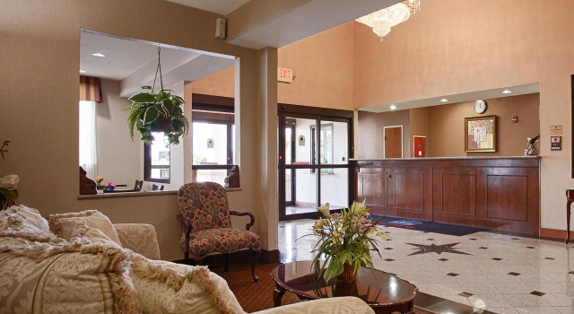 Best Western Executive Inn, Забронировать Отель Отели Корсикана с парковкой, Парковка