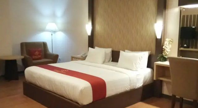 Кіші люкс Grand Dian Hotel Slawi