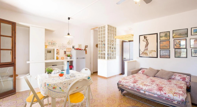 Beautiful Apartment in Cassano Allo Jonio With, Забронировать Апартаменты/квартира Отели Национального парка Силы с парковкой, Парковка