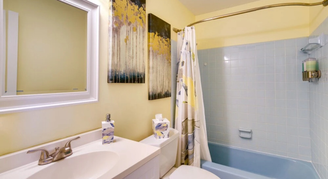 Коттедж Breezy Palm Bay Home: Outdoor Pool, Near Beaches!