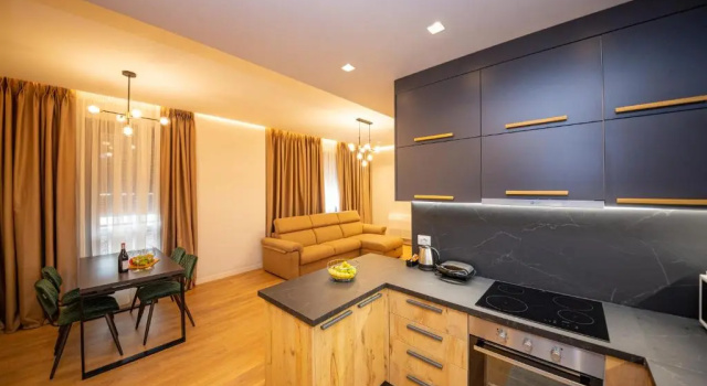 Апартаменты Central Chic Apartments