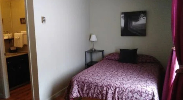 Motel Gil-Ber, Забронировать Мотель Сент-Иларьон Канада