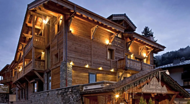 Chalet-Hôtel La Marmotte, La Tapiaz & SPA, The Originals Relais, Забронировать Шале Ле-Же Порт дю Солей, рядом с Les Gets Golf Course