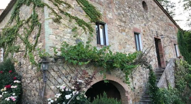 Agriturismo il Colombaio di Barbara, Забронировать Отель «постель и завтрак» Отели Росия с парковкой, Парковка