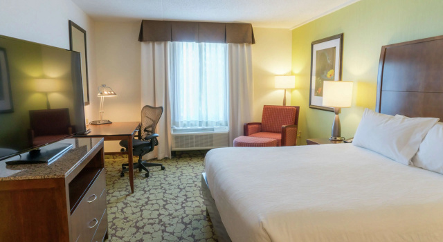 Hilton Garden Inn Plymouth, Book Hotel Michigan hoteller med parkering, Parkering