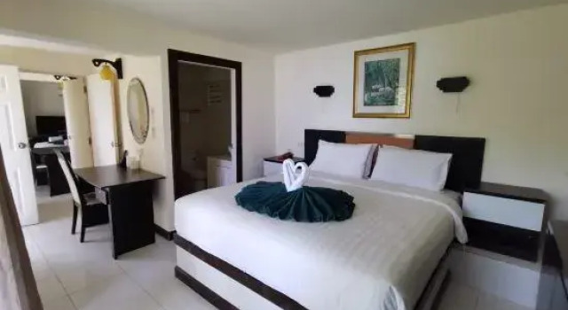 Номер Superior On The Hill Karon Resort