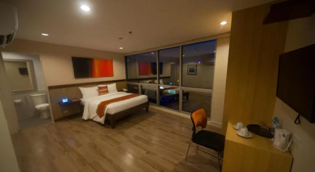 Двухместный номер Deluxe NS Royal Hotel