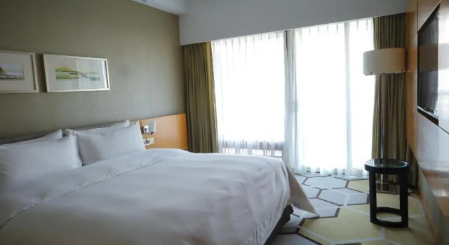 Люкс Business Hampton by Hilton Zhuhai Gongbei Port