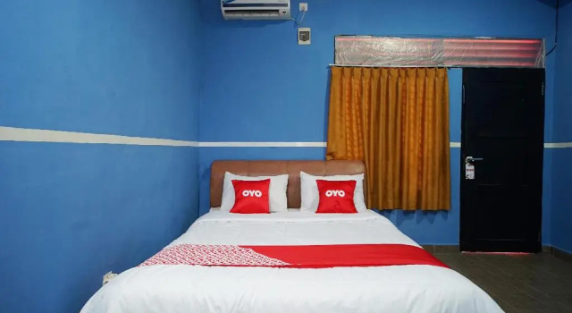 OYO 1685 Garuda Guest House, Забронировать Гостевой дом Отели провинции Восточного Калимантана с парковкой, Парковка