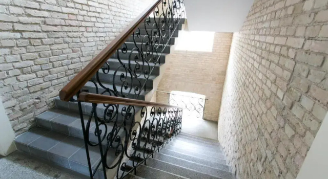 G-45, Rezervovat Hotel Naujamiestis 