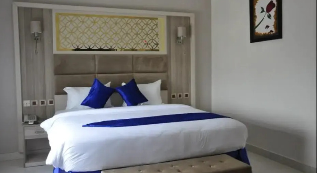 Люкс Springhill Hotel & Suites