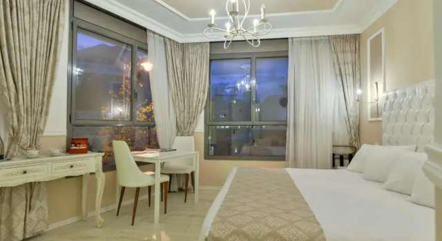 Двухместный номер Standard Цокольный этаж Litov Hotel