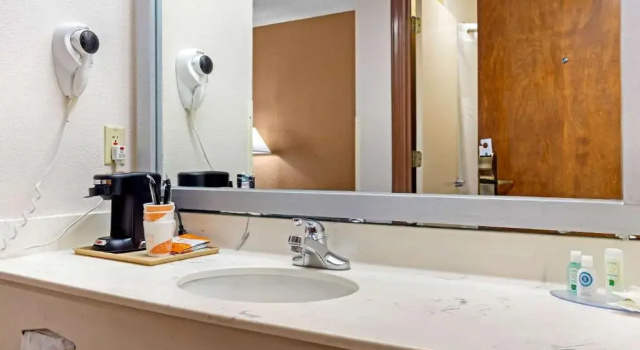 Номер Superior Quality Inn High Point - Archdale
