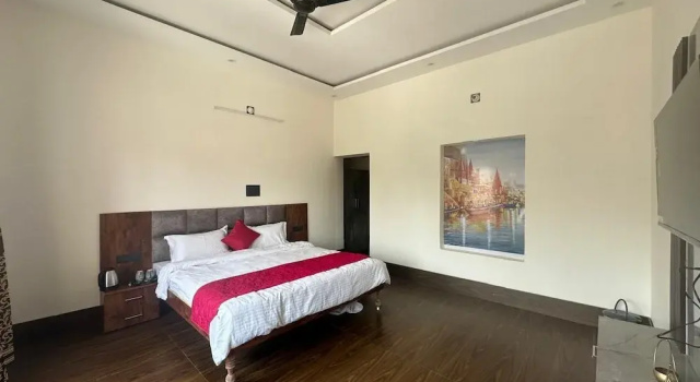Geetatri Luxury Homestay, Забронировать Отель Недорогие отели штата Уттар-Прадеша, недорогие