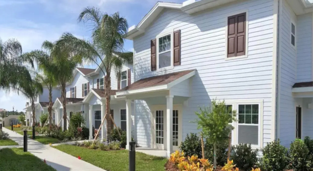 Коттедж Cozy 3 BD Townhome 2 king beds Close to Disney 1503