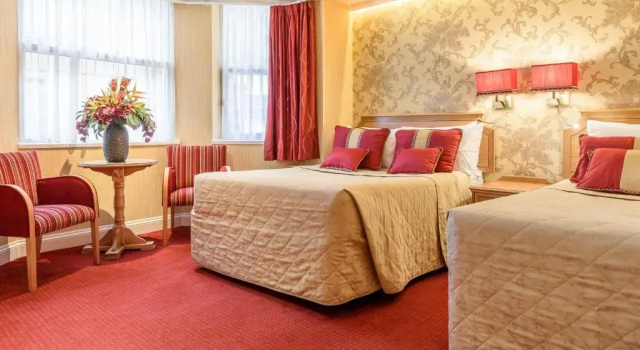 Трёхместный номер Montana The Montana Hotel