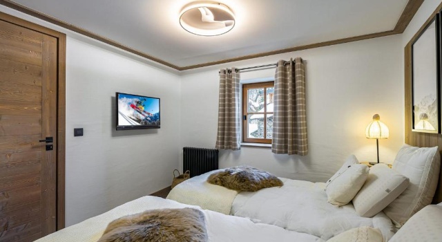 Chalet moderne Méribel, skis aux pieds, animaux admis - FR-1-566-20, Забронировать Шале Отели Лез-Аллю с бассейном, Бассейн