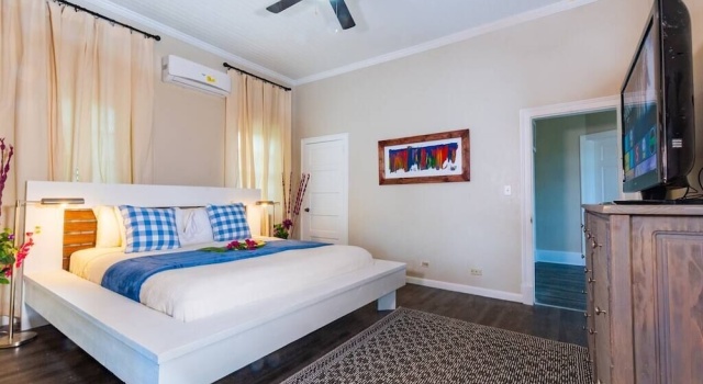Blue Ocean Village House at Cable Beach