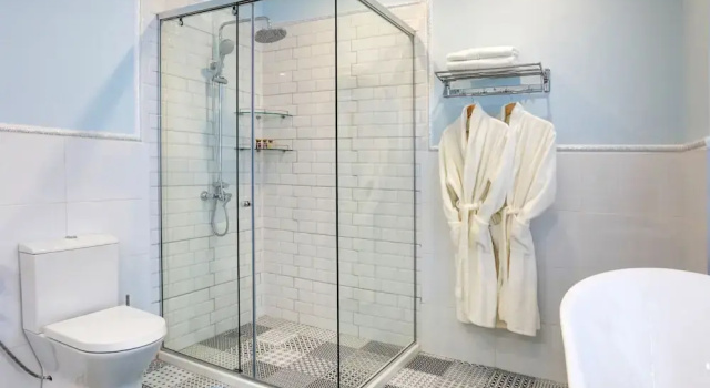 Полулюкс City Boutique Inn