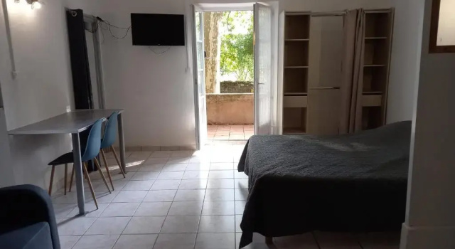 Chambres d'hôtes Domaine de Pélissols, Забронировать Отель Бедарье Hérault