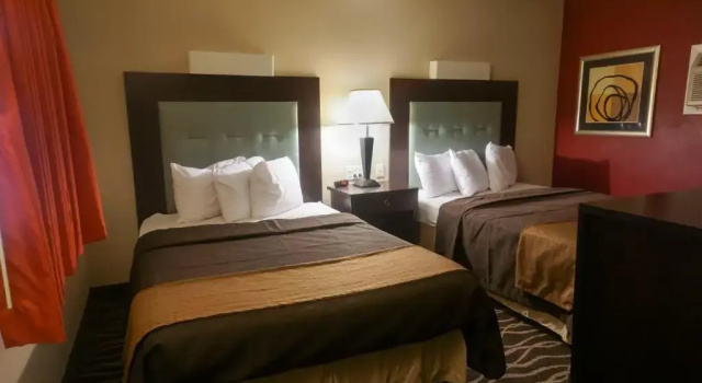 Четырёхместный номер Deluxe Cocoa Country Inn Hershey