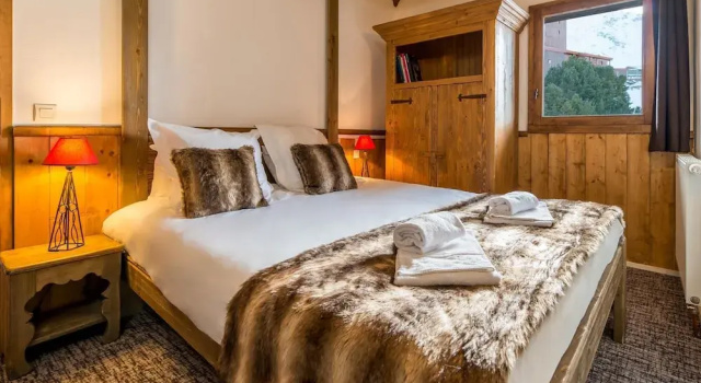 Cozy Rustic Apartment With a Fireplace and Wi-fi in Arc 2000, Забронировать Апартаменты/квартира Лез-Арк-2000 Лез-Арк