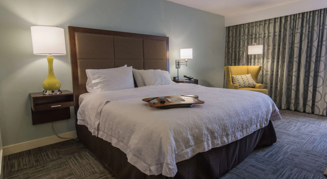 Hampton Inn Winchester-University/ Mall, Забронировать Отель Отели Уинчестера с парковкой, Парковка