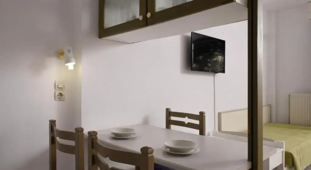 Студия Economy Ariadne Hotel Apartment