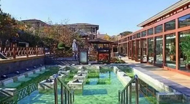 Golden Pebble Tang Dynasty International Hot Spring Resort, Забронировать Курортный отель Курортные отели Dalian Area, Курортный отель