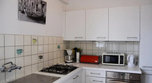 Sunny Apartment in Koksijde With Coastal Views, Забронировать Апартаменты/квартира Отели Коксейде с парковкой, Парковка