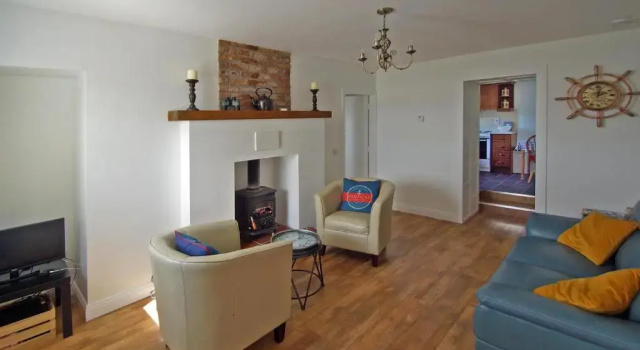 Cottage at Youghal Bridge, Забронировать Дом для отпуска Отели Уотерфорд с парковкой, Парковка