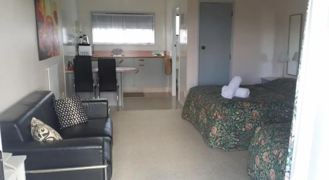 Номер Deluxe Norfolk Motel & Campervan Park
