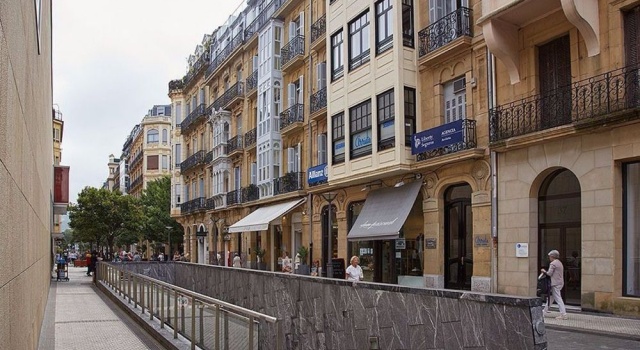 Concha Bay 3 Apartment by FeelFree Rentals, Reservar Apartamento San Sebastián 