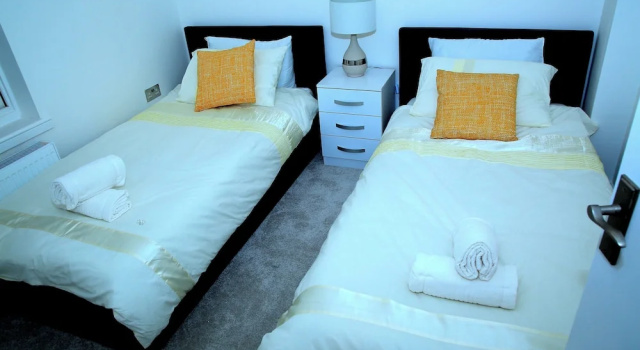 A Modern, Comfy Newly Remodeled 2bd House, Varaa Lomakoti Barking Newham