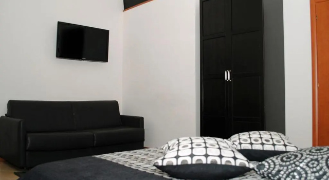 Трёхместный номер Standard Adelaide House