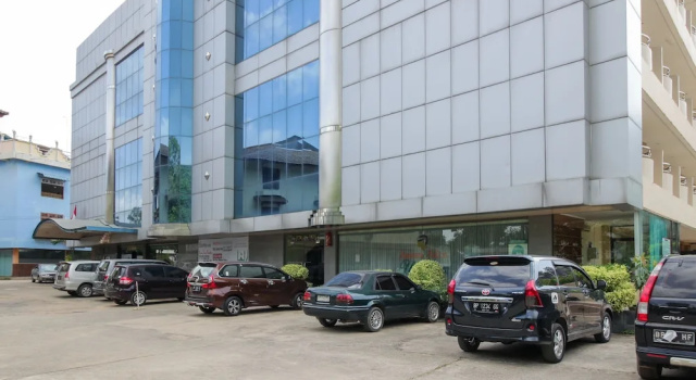 Airy Komplek Batam Sentosa Raya Ali Haji Batam, Забронировать Отель Отели Батам с бассейном, Бассейн