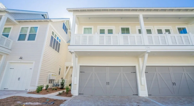 Absolutely Paradise Ii 3 Bedroom Townhouse by RedAwning
