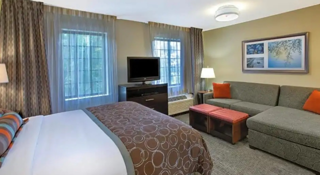 Двухместная студия-люкс Staybridge Suites - Louisville - East by IHG