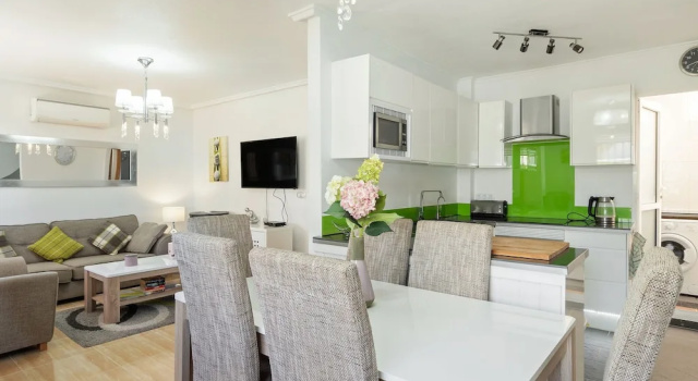 Nice holiday home in Lo Crispin near Ciudad Quesada with shared pool, Забронировать Отель Альгорфа 