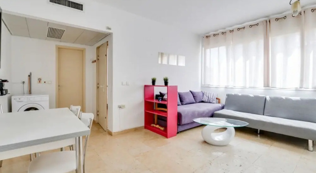 Central Contemporary near Hilton Beach