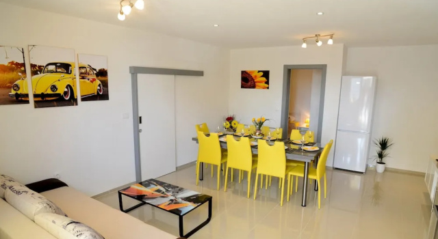 Апартаменты Deluxe с балконом и с красивым видом из окна Apartments Julijana