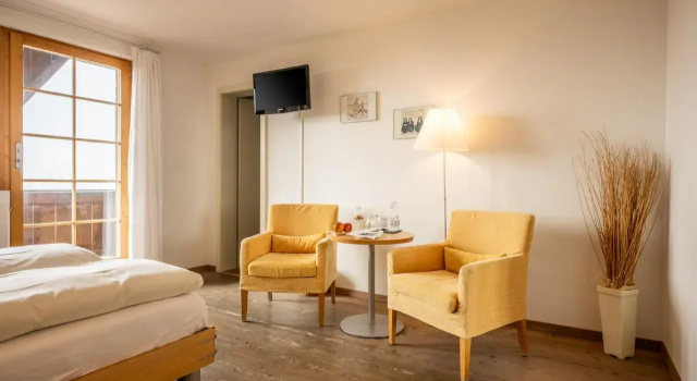 Andrea - Four Bedroom, Забронировать Отель Флимс Flims Laax Falera